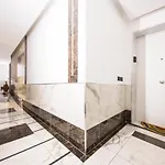 Colombo House By Holidayhome24 Appartamento